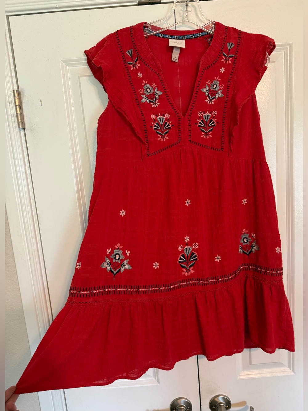 Knox Rose SZ M Red Embroidery Floral Dress V Neck Ruffles Pockets Boho Mini